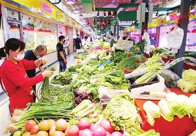 天津各菜市场 商超内蔬菜 水果等品类齐全供应充足价格平稳