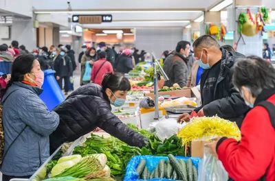 秦淮市井烟火融合新时尚 南京科巷菜场重装复业